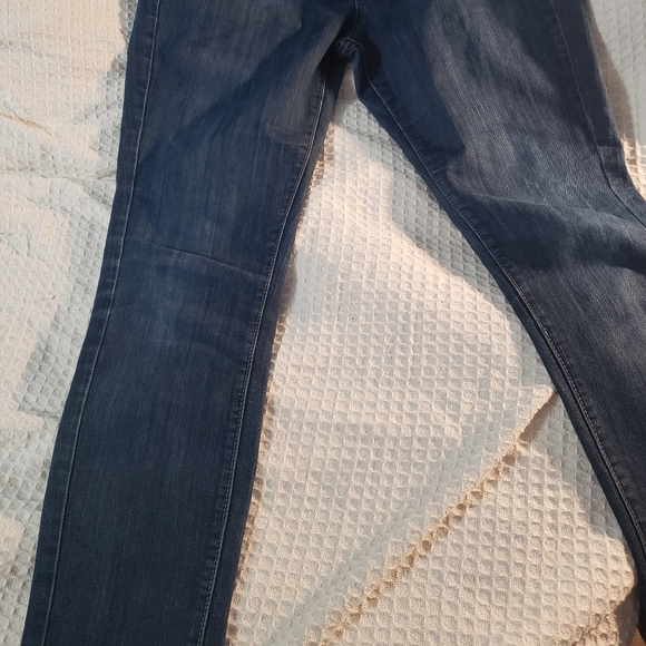Old navy ladies Flirt jeans. 12 long - Picture 4 of 4